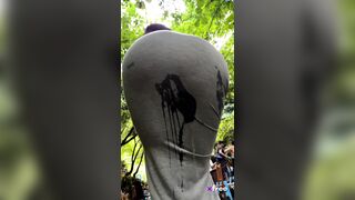 Em gái tiktoker china dâm đãng đái cả váy