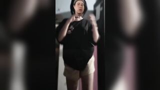 Bé aoa đen nhảy tiktok ae tìm đây