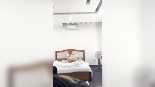 một chấm 737