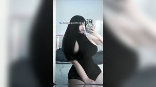 Pi Tiên đu trend sau lớp áo em có gì