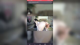 #24 em gái doggy squirt cực phê