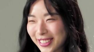 UP CLOSE - How Women Orgasm With Horny Brunette Elle Lee! SOLO FEMALE MASTURBATION! S