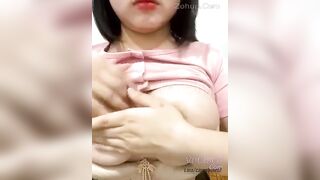 Cô giáo vú to học online cúi người và sự cố lộ ko mặc áo vú thủ dâm ko tắt cam