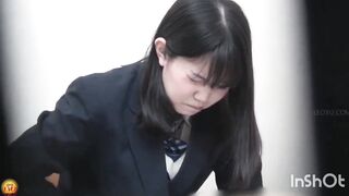 Gái Xinh ỉa chảy 6
