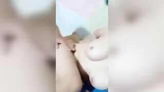 Rủ bạn trai đến nhà làm tình thầm kín
