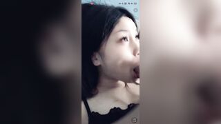 Gái xinh bucu cho Ny trên live