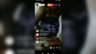 Em Lê Thị Huyền Diệu livetream móc lồn chảy nước với bạn trai trên Instagram P2