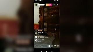 Em Lê Thị Huyền Diệu livetream móc lồn chảy nước với bạn trai trên Instagram P6