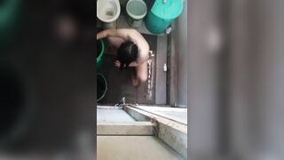Quay lén bị phát hiện 6