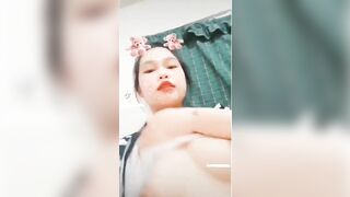 Con đĩ Gia Hân này nhiều clip vc đúng là đồ đĩ thèm cặc