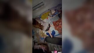 Em người yêu nghiện chơi public từ cửa phòng trọ đến bờ mương nước