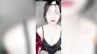 Em học sinh love 10 lộ clip call sex với ny rồi bị tung clip