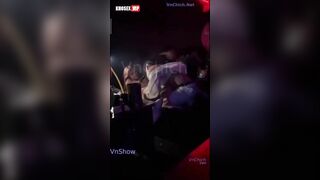 Karaoke tay vịn, E gái phê đá bị a trai xe quần địt như máy khâu