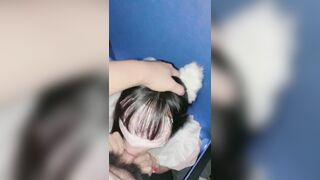 lén lút làm "chuyện đó" ở lối đi trong phòng rạp chiếu phim!