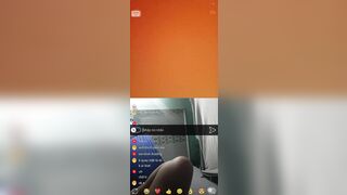 Em gái 2k7 thủ dâm ra nước