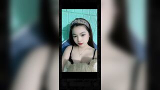 Em gái mê linh