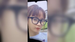 Bắn tinh trùng lên ảnh em gái Đại học Luật
