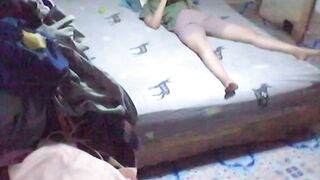 (Hack Cam) Chỉ Gái Ở Nhà Một Mình Thủ Dâm 17