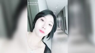 Thủ dâm bằng lỗ đít mà cx ra sữa hả? nhét toy bắn sữa ra ngoài