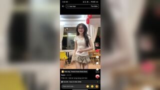 Tiktok hann cặp vú căng tròn
