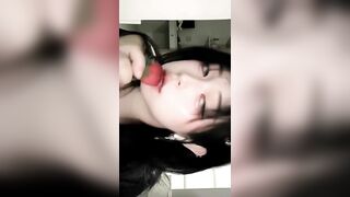 "Đâu cần tiêu đề, bởi nội dung là chính Em"