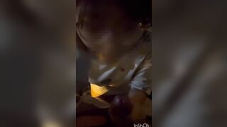 Cởi quần bắt em ghệ kính cận mút cu