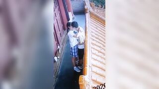 Học sinh sau giờ giải lao