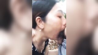 Giữa trưa đưa chị hàng xóm ra vườn vắng nhờ bà bú cu