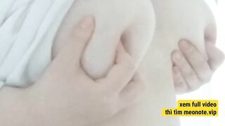 Chị vợ vú bự như này nên ngày nào cũng sang thăm