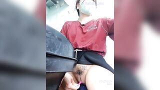 Trong lúc chờ khách đến gội đầu dawn_hope tranh thủ livestream show lồn đầy nước