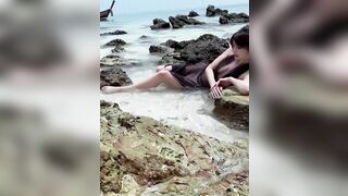 Chụp và Quay Khoe Thân. bên Studio public lên MXH và thành quả!