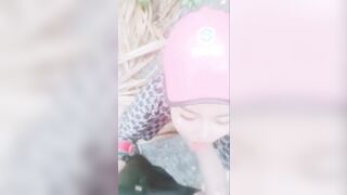 Cô giáo chủ nhiểm bú cu cho em học sinh giỏi giữa đường