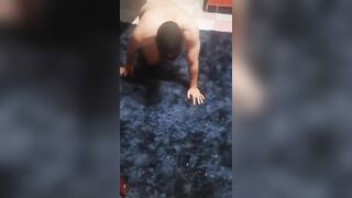 Nhốt con chó vào chuông. địt mẹ không ngoan tao cắt buồi ngay.