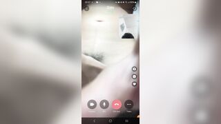 Em gái mình đây call sex thủ dâm xong tắm!