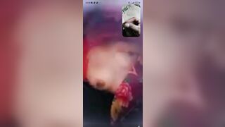 Thùy Minh show ngực với bạn trai