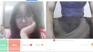 Ometv em gái mắt kính dâm đãng xem sục bằng sextoy