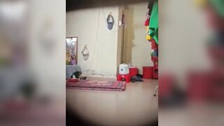 Chị hàng xóm thích khoả thân ở nhà