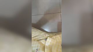 Mé =]] Bà Chị Pyjama Vàng! Con Chem Chép Có Tội Gì Mà Chị Làm Thô Bạo Zị??