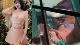 Gái Xinh Thuý Quỳnh Bị Hàng Xóm Quay Lén Thủ Dâm 2