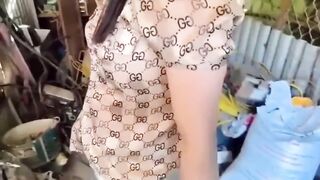 Gạ chị ôxin dâm đãng thấy cu là nứng lồn nhào vào là bú