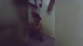Đổi góc quay cho ae xem đỡ chán