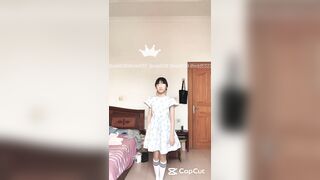 Em kính cận mới lớn