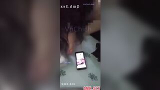 Bắt gặp con bạn thân xem sex thủ dâm và cái kết