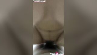 Tặng quà 8/3 được bạn thân xúc động thưởng cho 1 nháy
