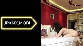 Dẫn vợ bạn thân đi chơi khách sạn lồng chim bị phát hiện và cái kết