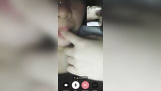 Call cùng bé học sinh non