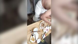 Súc vật lôi luôn vợ mk lên bàn nhậu cho các sếp lớn địt tập thể