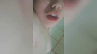 mấy em gái thích nghịch lol