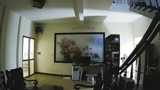 (Hack Cam) Quay Được Em Teen Kính Cặn Quá Phóng Túng Khi Ở Nhà