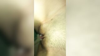 Xuất tinh đầy bìm đứa bạn thân ngủ say tí nó tỉnh bảo lồn chảy sữa
